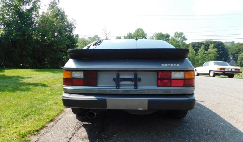 1986 Porsche 944 full