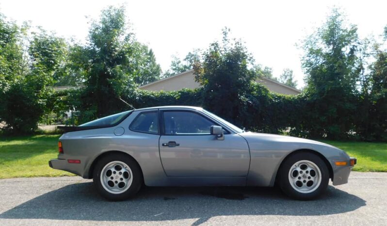 1986 Porsche 944 full